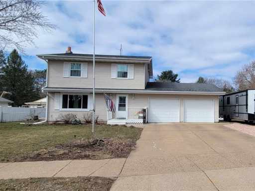 Eau Claire, WI: 816 Meridian Heights Drive 