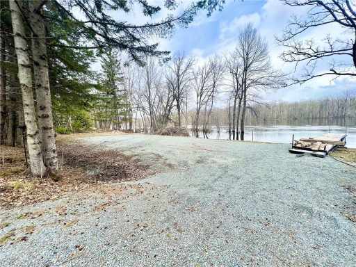 Holcombe, WI: W11370 County Road D 