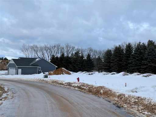 Eau Claire, WI: 5025 Timber Bluff Drive