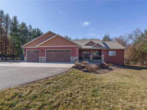 Osseo, WI: 13383 Golf View Drive