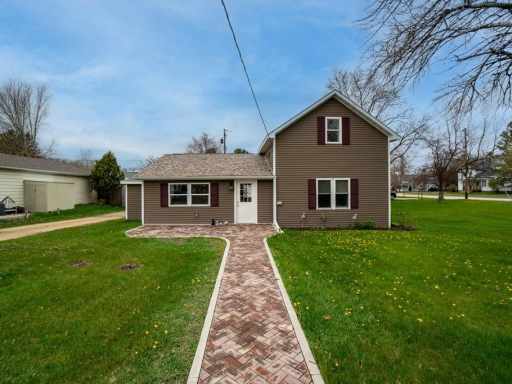 Osseo, WI: 13706 11th Street
